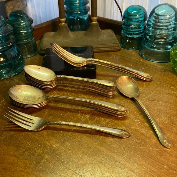 WM. Rogers & Son (IS) Exquisite Silverware